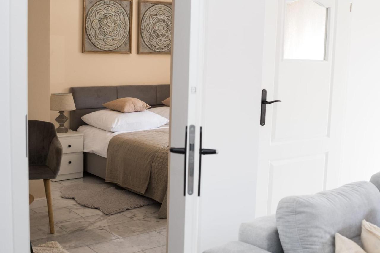 Apartament Mietowy Rumianek Lwowek Kültér fotó