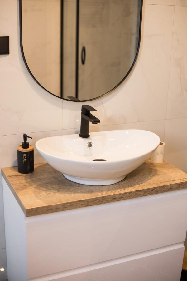 Apartament Mietowy Rumianek Lwowek Kültér fotó